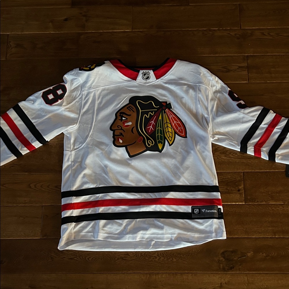 Fanatics Chicago Blackhawks Bedard White Jersey with Black and Red Accents